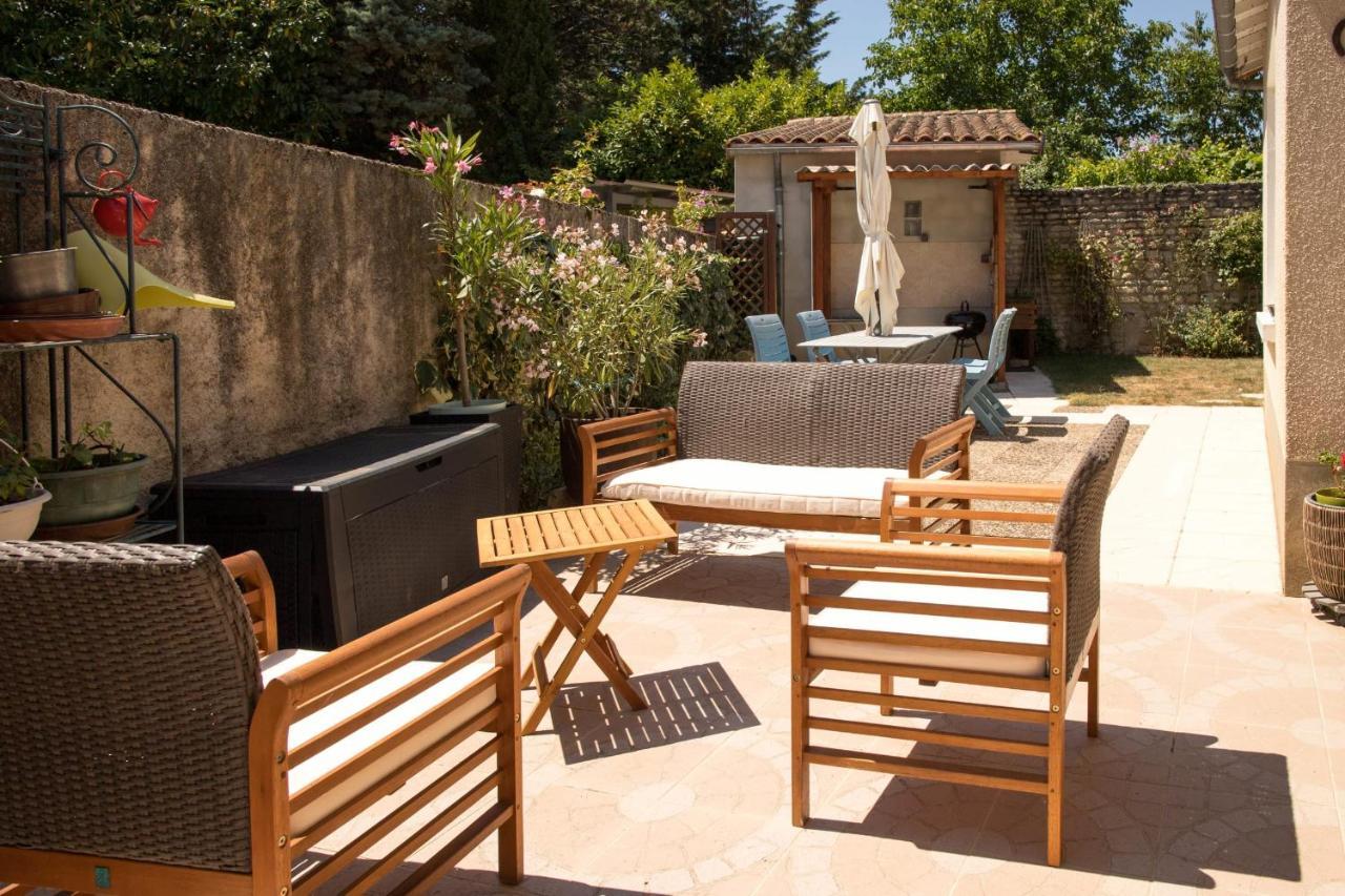 Une Belle Maison Dans Un Havre De Paix Montamisé Extérieur photo